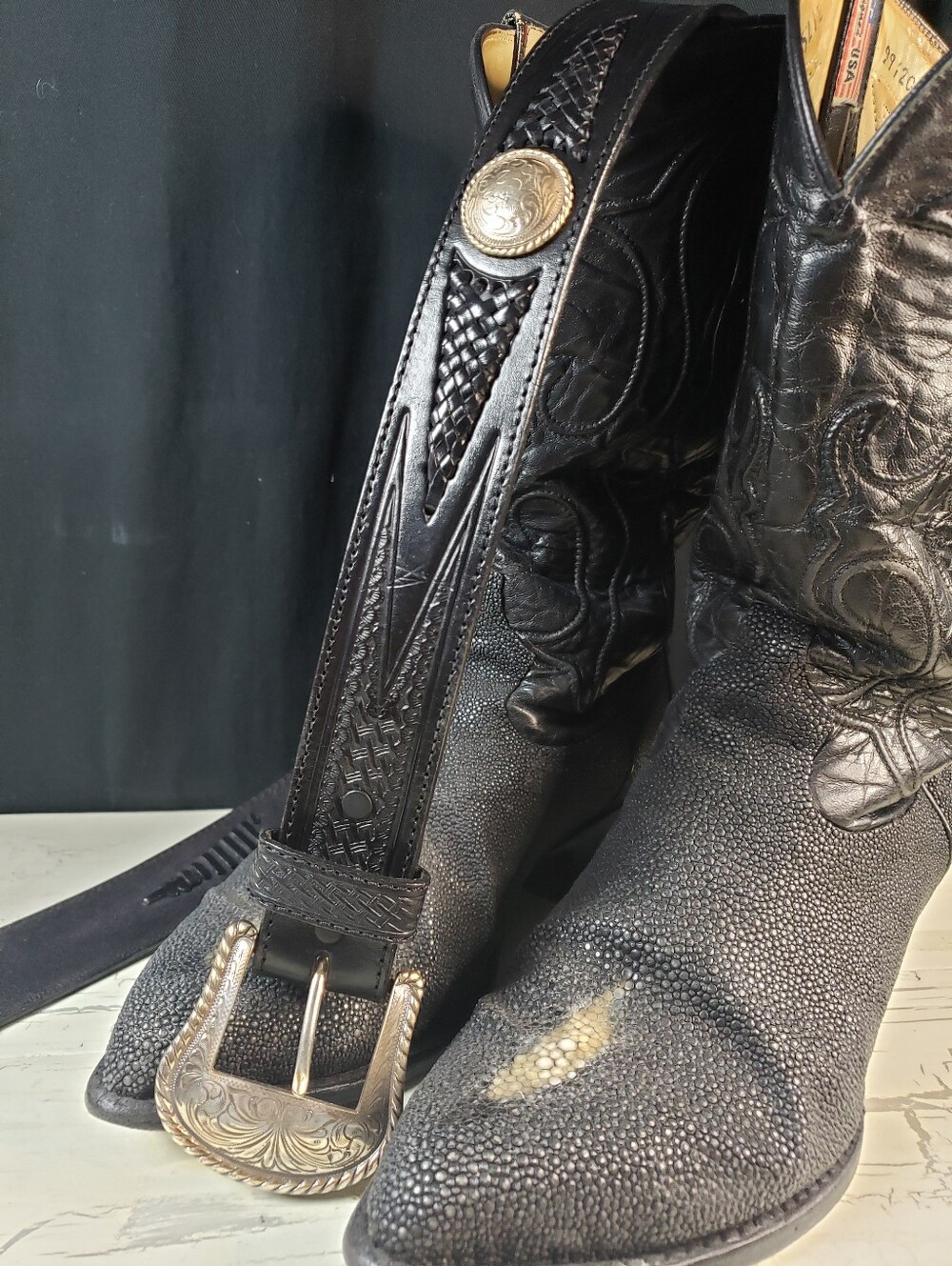 Tony Lama Cowboy Style Leather Belt style 77303 in Black - size 40 - Picture 15 of 16